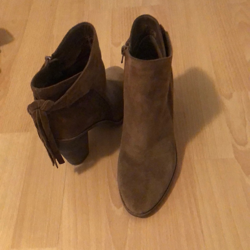 Vince Camuto brown suede booties with tassels